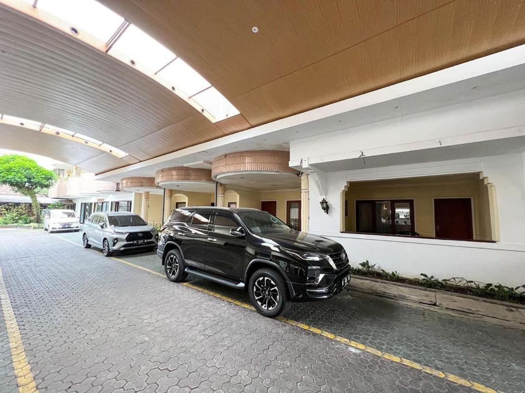 Hotel Pelangi Malang, Kayutangan Heritage Exterior photo